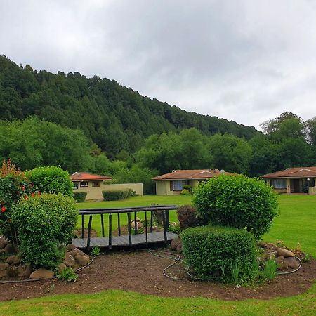 Gooderson Leisure Riverbend Chalets Self Catering And Timeshare Gold Crown Resort Drakensberg Garden Buitenkant foto