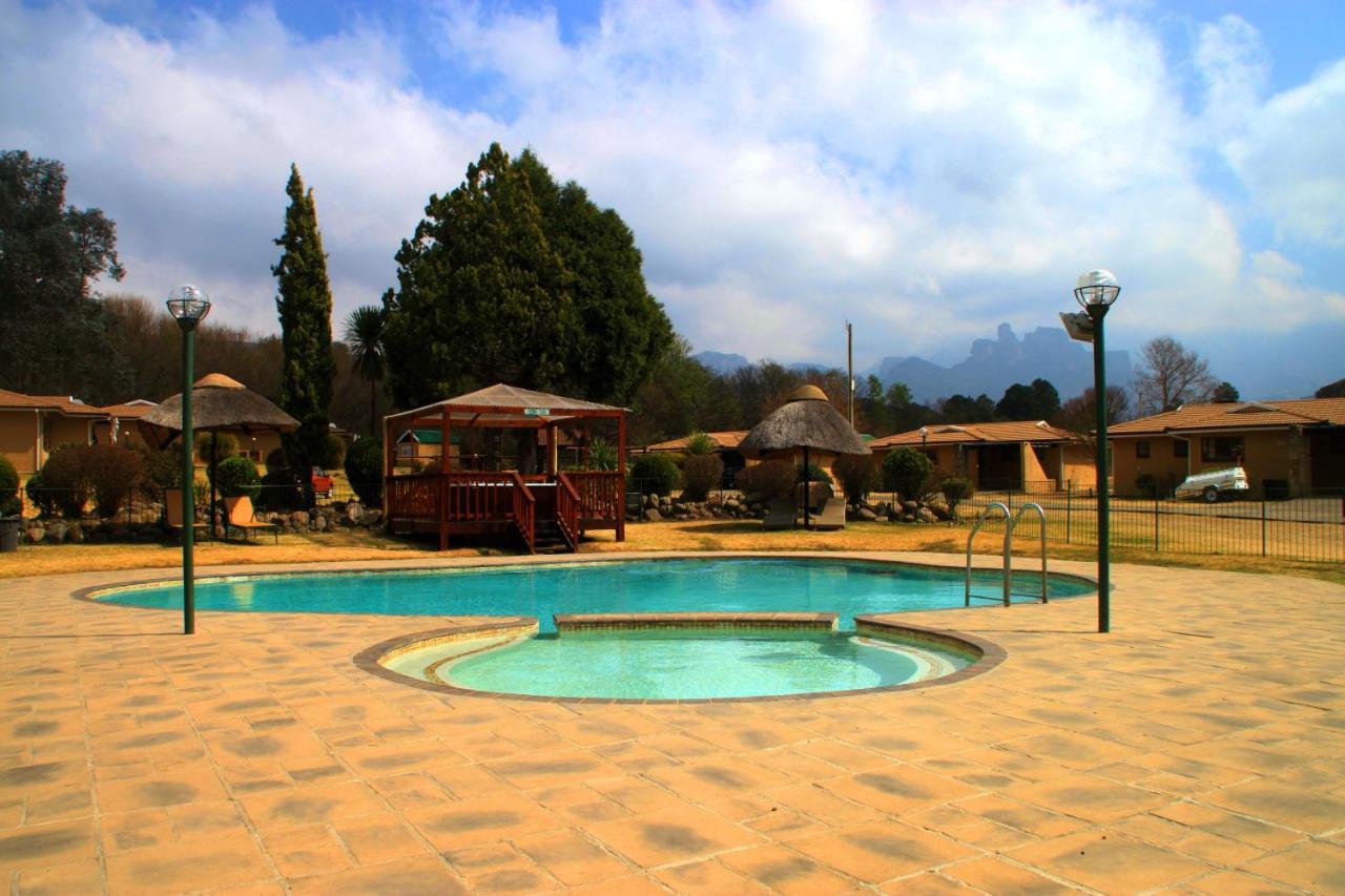 Gooderson Leisure Riverbend Chalets Self Catering And Timeshare Gold Crown Resort Drakensberg Garden Buitenkant foto