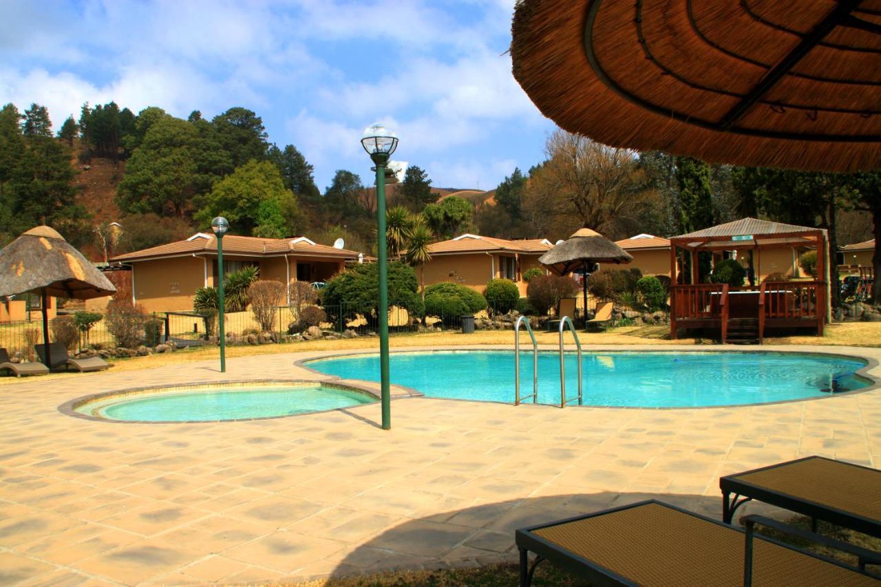 Gooderson Leisure Riverbend Chalets Self Catering And Timeshare Gold Crown Resort Drakensberg Garden Buitenkant foto